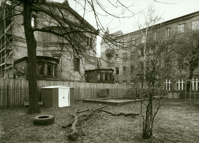 Thomas Struth Elisabethkirchstrasse, Berlin, 1992