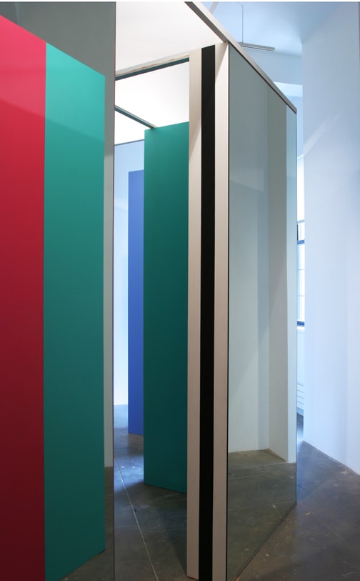 Daniel Buren Cabane eclatee polychrome aux mirroirs, 2004