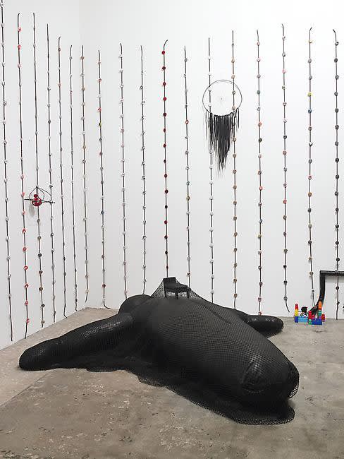 An exhibition installation view from: Annette Messager, À Corps perdu / Heart and Soul