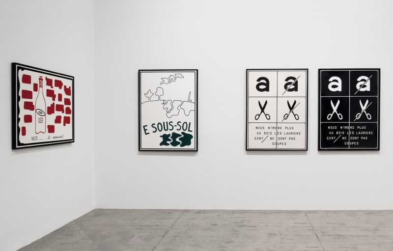 An exhibition installation view from: Marcel Broodthaers and James Lee Byars