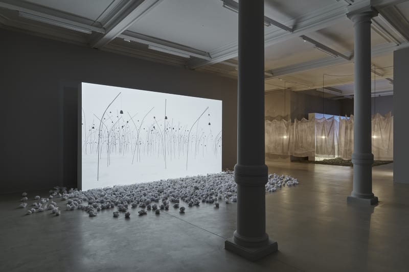 An exhibition installation view from: Christian Boltanski, Éphémères