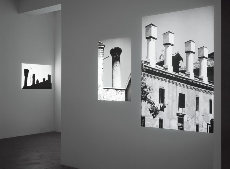 An exhibition installation view from: Lothar Baumgarten