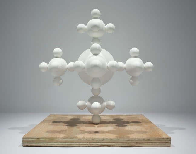 An exhibition installation view from: Gabriel Orozco, thinking in circles