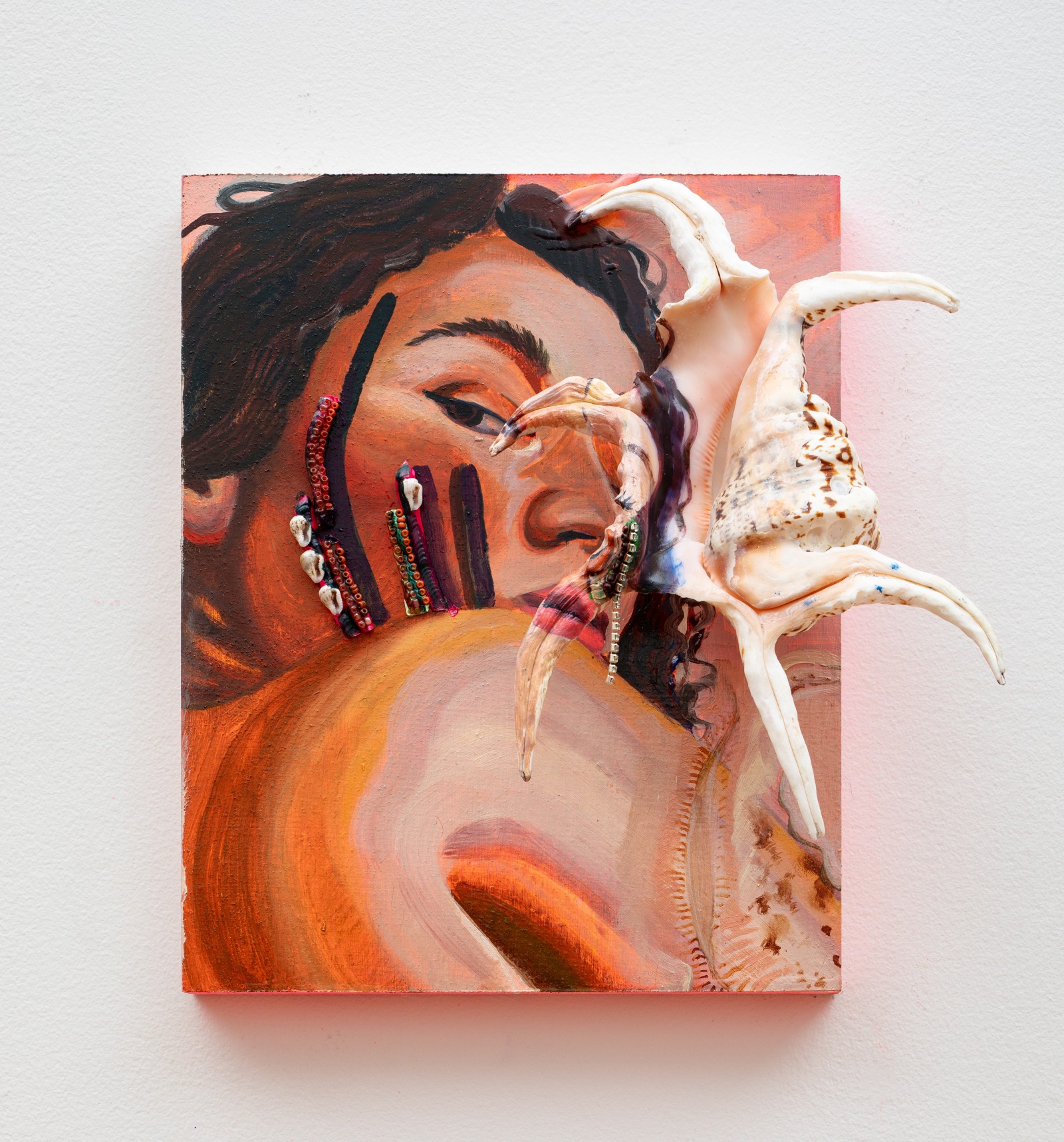 Gisela McDaniel Gåni (adorn/embelish)2024 Oil on panel, shell, found object 25.4 x 25.4 x 15.2 cm 10 x 10 x...