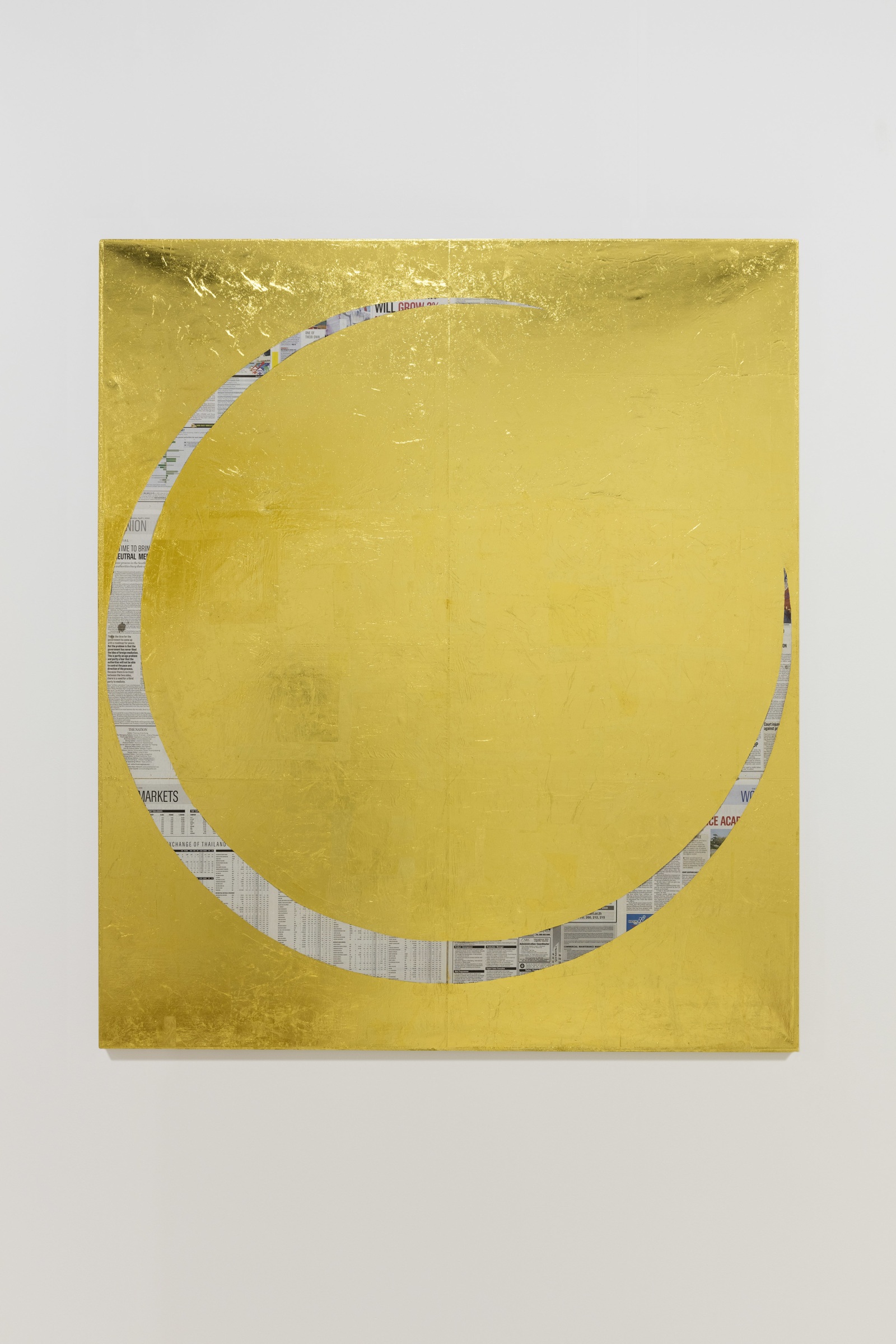 Rirkrit Tiravanija untitled 2017 (eclipse of the soul) (nation: april 1, 2009)2017 Gold leaf and newspaper on linen 164 x...