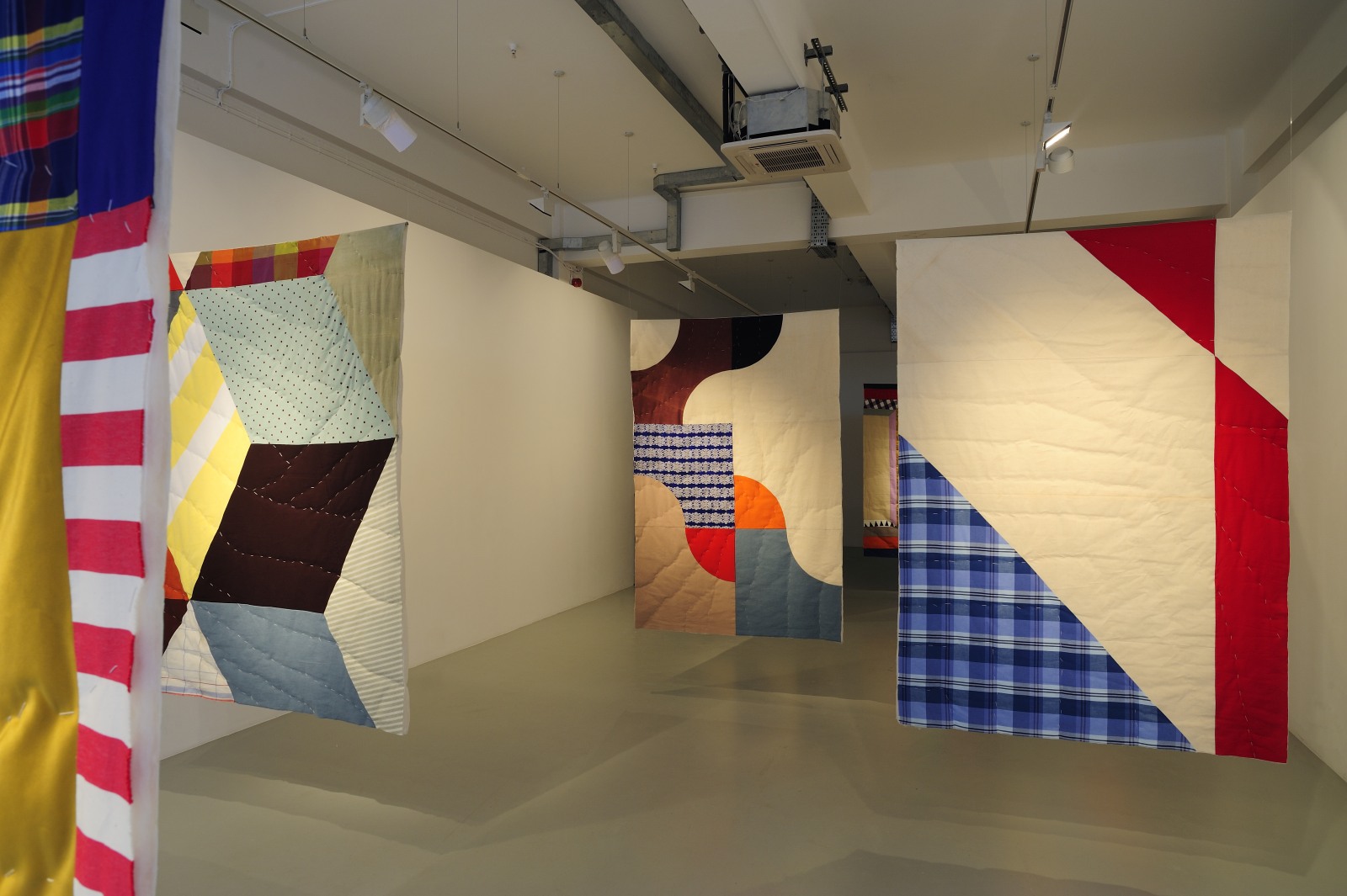 Ulla von Brandenburg: Wagon Wheel, Pilar Corrias, London, 27 November 2009 - 6 February 2010