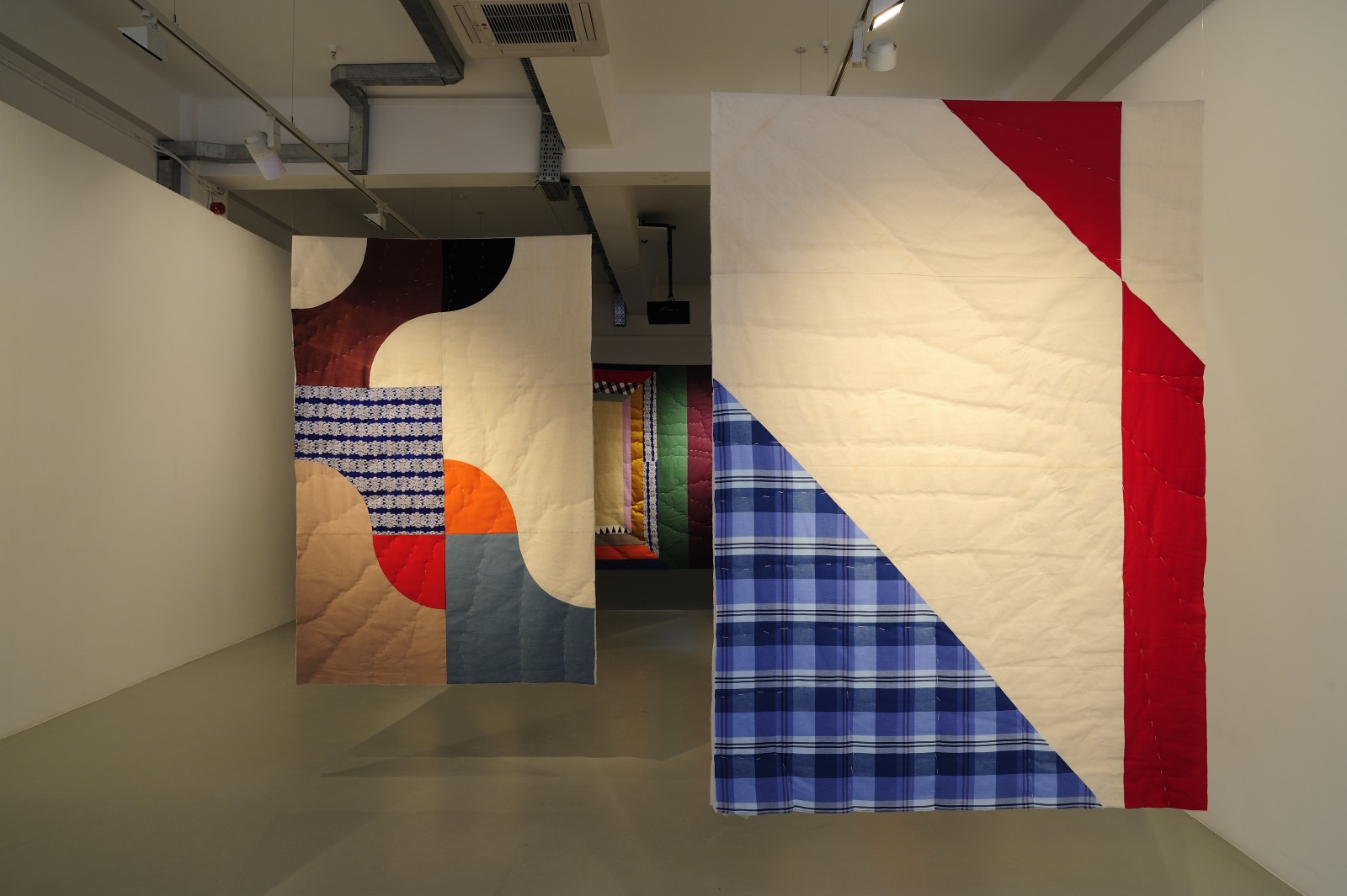 Ulla von Brandenburg: Wagon Wheel, Pilar Corrias, London, 27 November 2009 - 6 February 2010