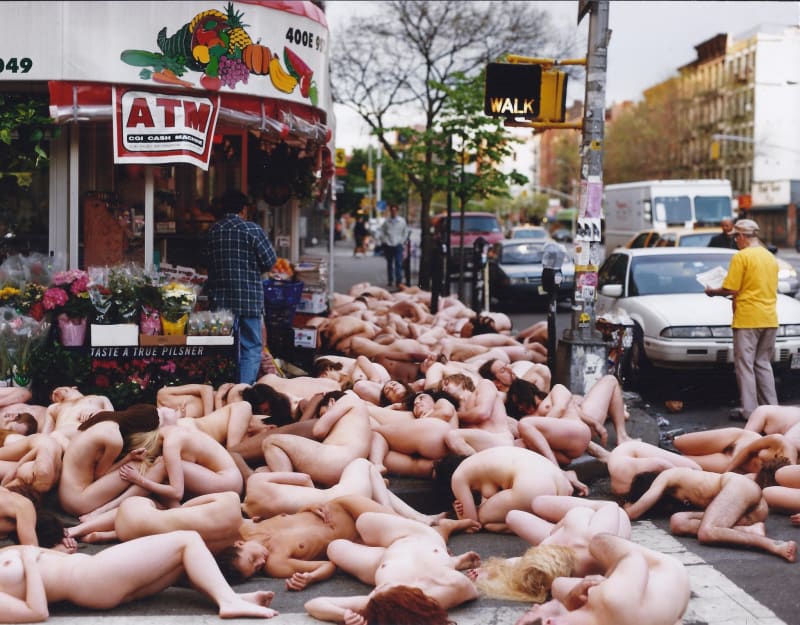 Spencer Tunick 9th Street and First Avenue, NYC 2, 2000