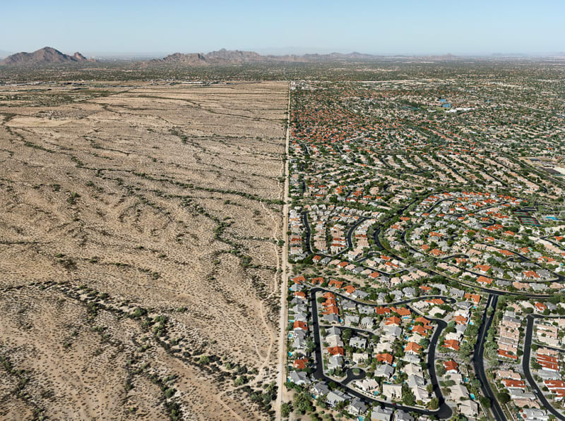 Edward Burtynsky Salt River Pima and Maricopa Indian Community / Suburb, 2011