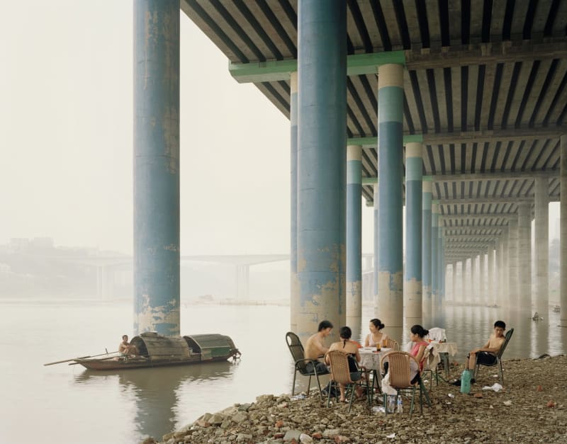 Nadav Kander Chongqing IV (Sunday Picnic), 2006