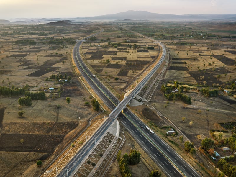 Edward Burtynsky Railway & Highway Crossing #1, Mojo, Ethiopia, 2018