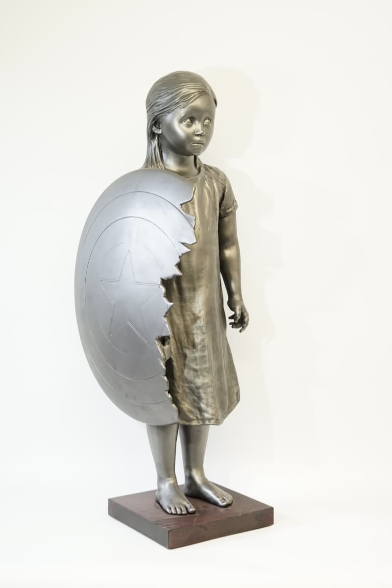 Schoony, Shield (Graphite), 2020