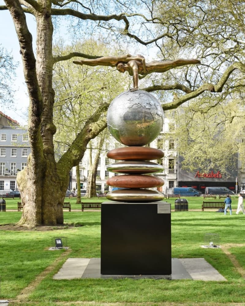 'The Four Loves' by Lorenzo Quinn unveiled in Berkerly Square