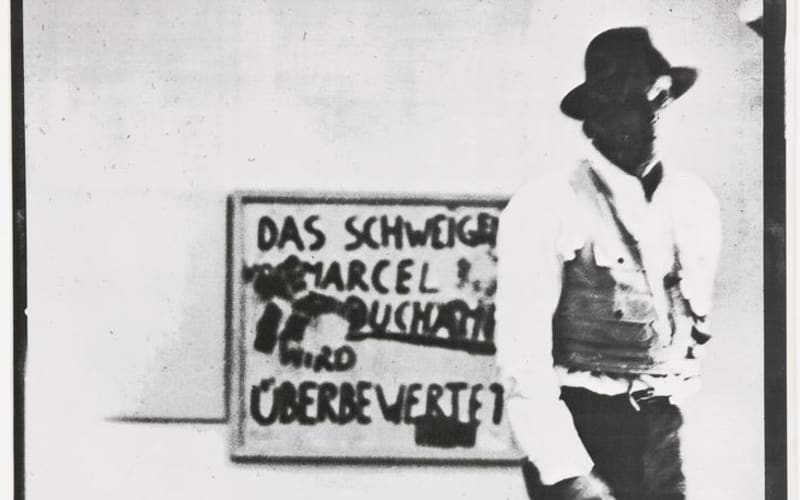 Link to Kaiser Wilhelm Museum - Kunstmuseen Krefeld