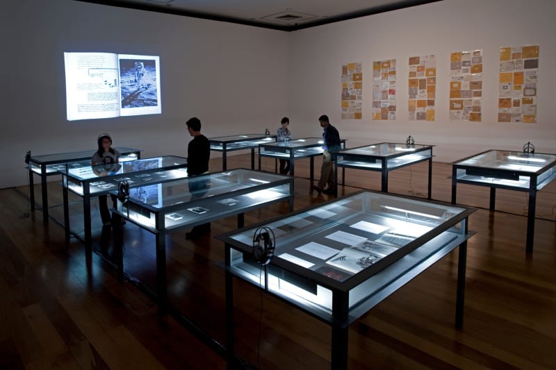 Antoni Muntadas, 2011. Informação>>Espaço>>Controle. Estaçao Pinacoteca Arte e Cultura. Sao Paulo, Brasil.
