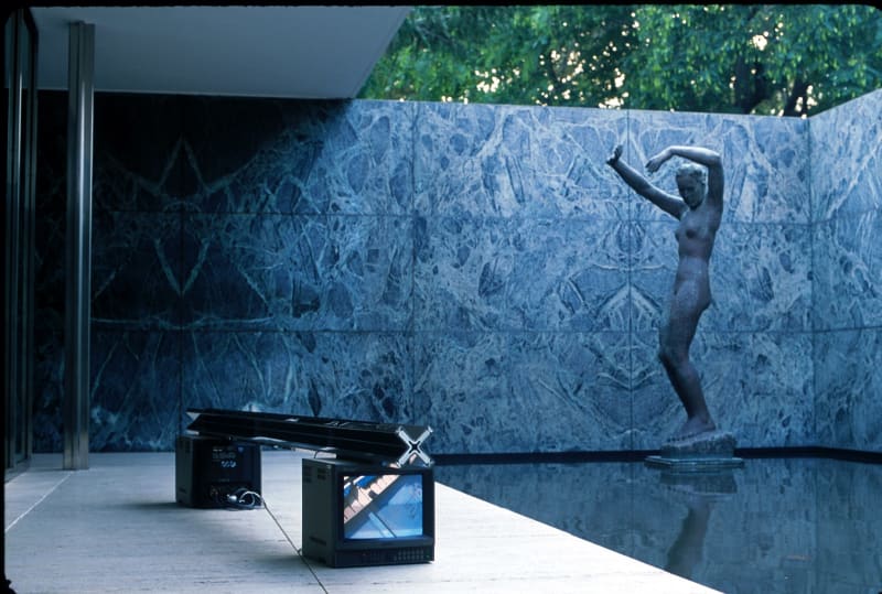 Dennis Adams, 2004. Mies van der Rohe Pavilion, Barcelona. "Freeload", 2004