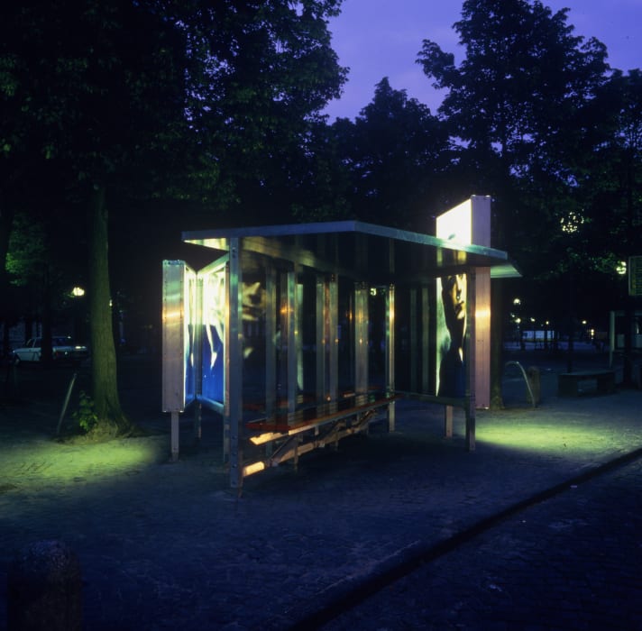 Dennis Adams, 1987. Skulptur Projekte, Domplatz, Münster, West Germany. "Bus Shelter IV", 1987