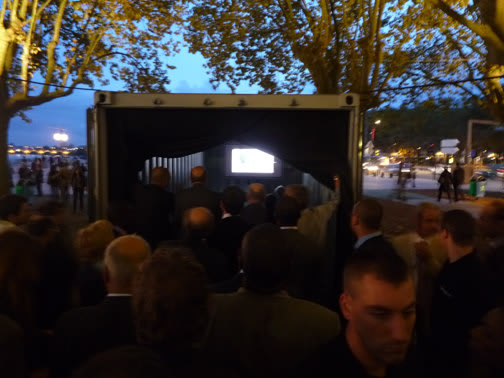 Dennis Adams, 2009. Evento, Bordeaux. Opening, 2009