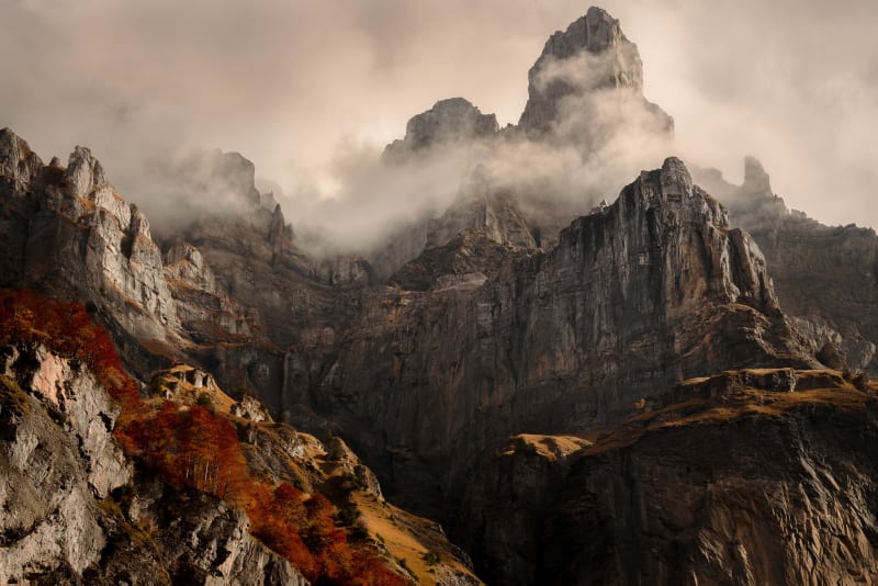 Alexandre Deschaumes, L'appel des cimes inaccessibles. Massif du Haut Giffre, France