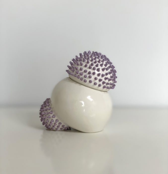 Ikuko Iwamoto, Sea urchin container - purple, 2021