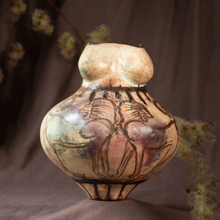 Rhiannon Petrucci, 'Leo Lady' – Large and Voluptuous Goddess Vessel, 2025