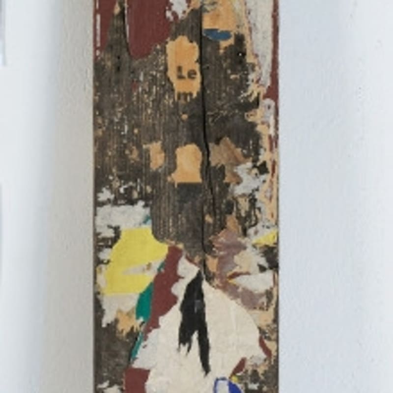 Raymond Hains La planche à Ullman affiches lacérées sur planche ou décollage d'affiches 149 x 22,7 x 2,3 cm (disponible) 11 3/4 by 9 1/4 in. (available)