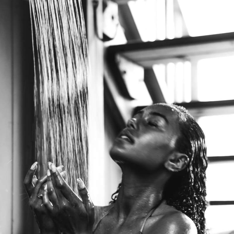 Brent McKeever, Ava Dash During Shower, 2017