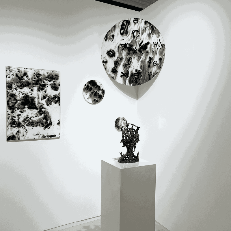 Nasreddine Bennacer and HERVÉ YAMGUEN works on view at 1-54 Marrakech art fair AFIKARIS Gallery