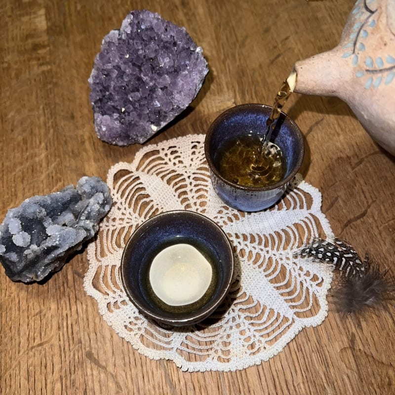 Special artisanal tea blends aims to nourish your inner Chakras