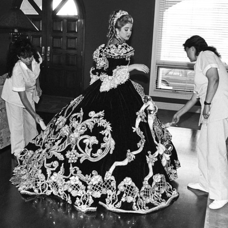Cowboys & Debutantes