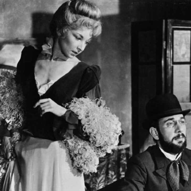 Jose Ferrer and Colette Marchand as Toulouse Lautrec and Marie Charlet