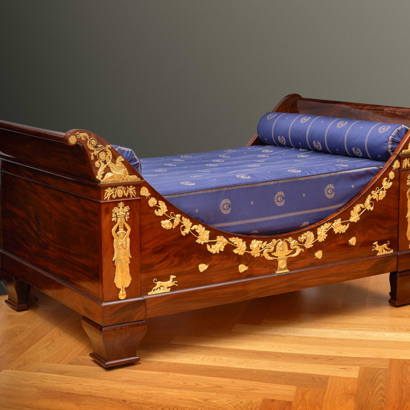Jacob-Desmalter et Cie (attributed to) - An Empire secrétaire à abattant and matching commode attributed to Jacob-Desmalter et Cie, Paris, date circa 1825