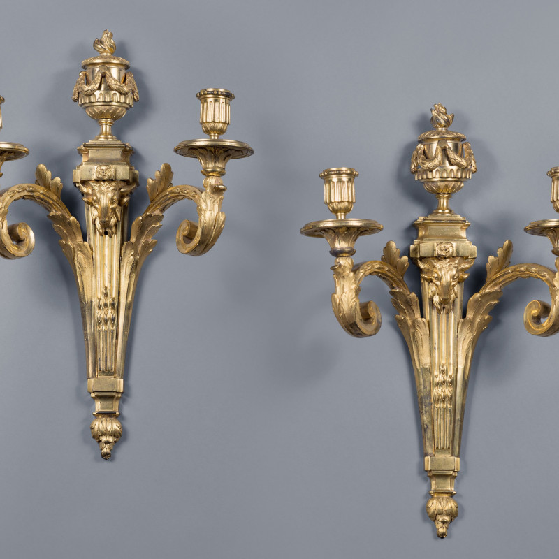 Jean-Charles Delafosse (in the style of) - A pair of Louis XVI two-light wall-lights in the style of Jean-Charles Delafosse, Paris, date circa 1770