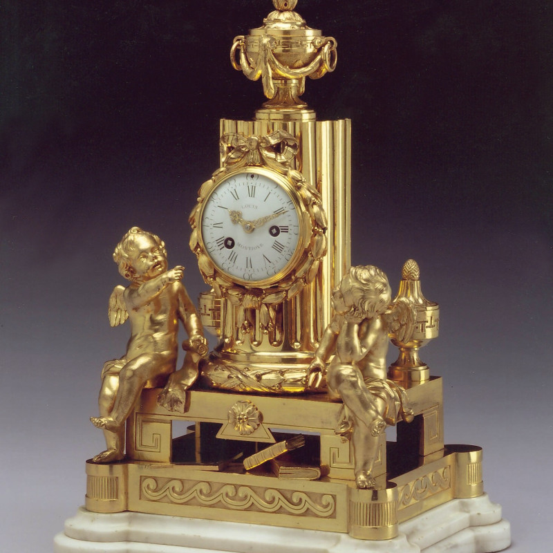 Louis Montjoye - A Louis XVI mantle clock of eight day duration, bx Louis Montjoye housed in a case by Robert Osmond, Paris, date circa 1770-1775