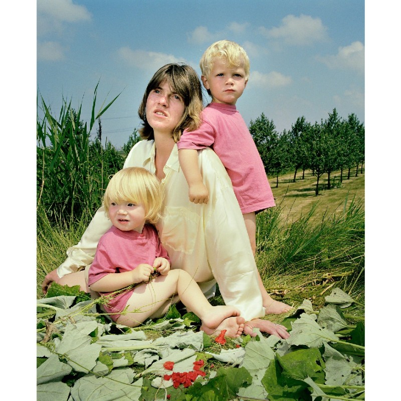 《现代圣母》, 科琳娜·诺登博斯，1992 Modern Madonna, Corinne Noordenbos, 1992