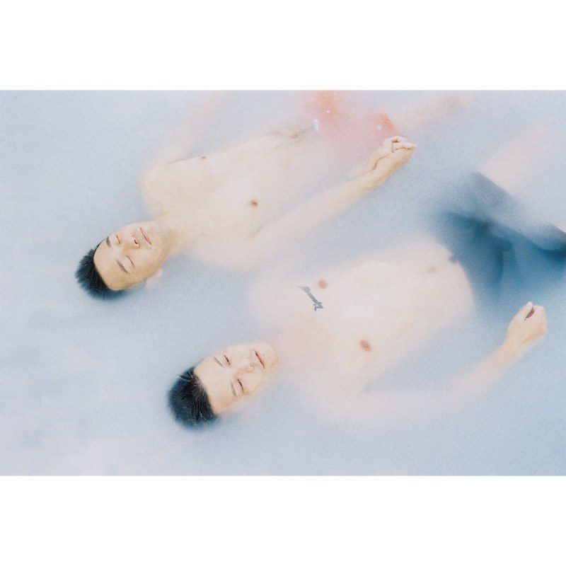编号223，《Aaron and Eddy》，2016，艺术微喷。 No.223, Aaron and Eddy, 2016, Photography with archival pigment print.
