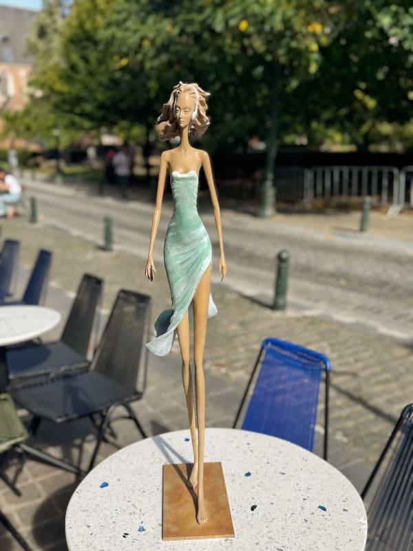 Hedwige Leroux, Walking on a dream, 2025