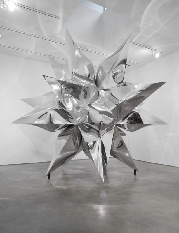 Frank Stella Puffed Star II, 2014 Polished aluminum 224 1/2 x 224 1/2 x 224 1/2 inches 570 x 570 x 570 cm