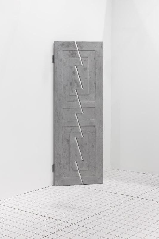 ZHANG Ruyi What and Where 什么和哪里, 2018 Concrete, hinge 混凝土、合页 190 x 67.2 x 4.5 cm