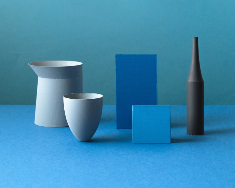 Olena Zubach, Tihožitje z dvema pravokotnikoma / Still life with two rectangles, 2025