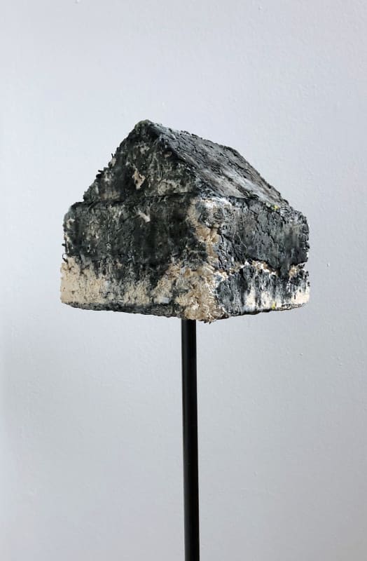 Billy Brown, Hut on stand – Smoulder, 2023