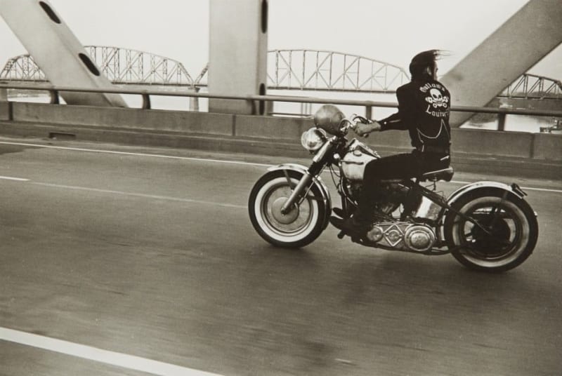 Danny Lyon, Crossing the Ohio, 1966; printed 2014