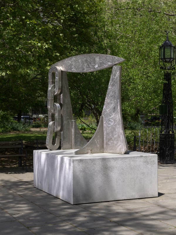 Installation view: Melvin Edwards: Brighter Days, Public Art Fund, City Hall Park, New York, NY, 2021. Photo: Dan Bradica