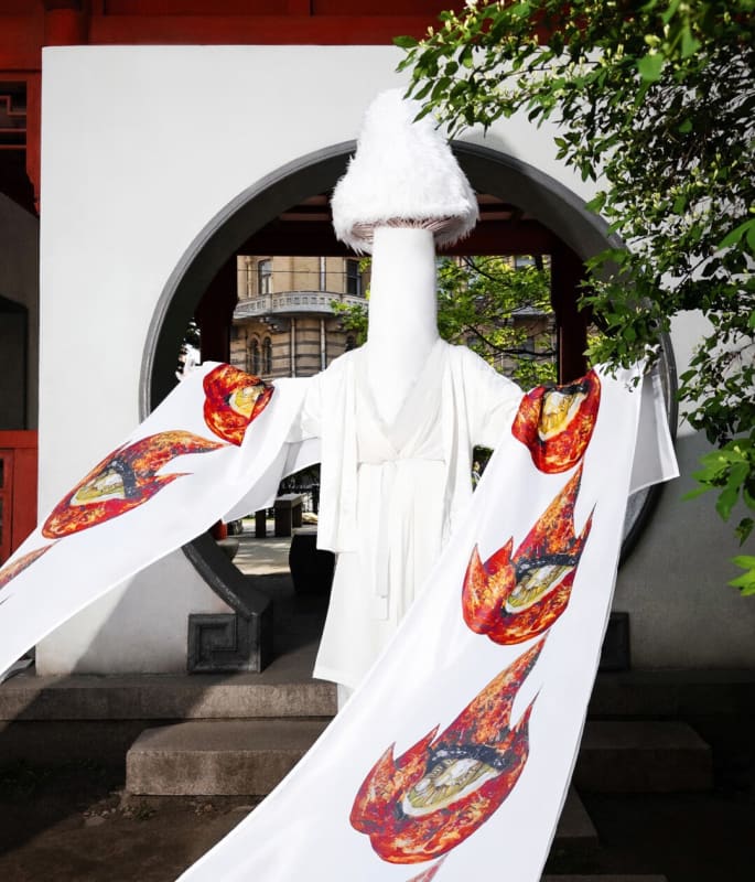 Как художник Федор Хиросигэ развил курехинский миф о человеке-грибе и подружил русские сказки с японским аниме?