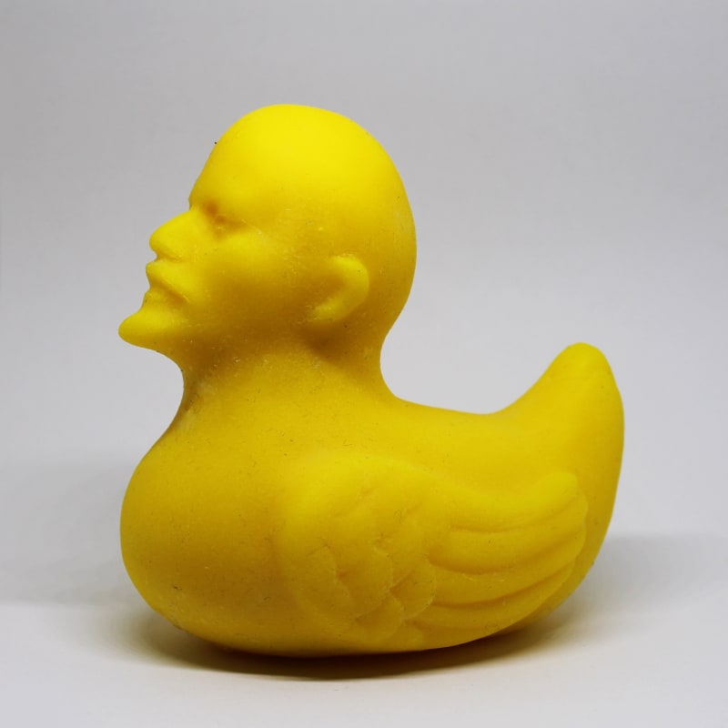 Lenin in transition: How a Russian artist (Mayana Nasybullova) transforms the picture of the Soviet leader