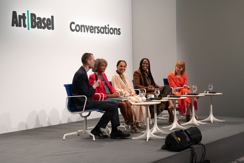 Conversations | The Artist and the Gallerists: Ming Smith
