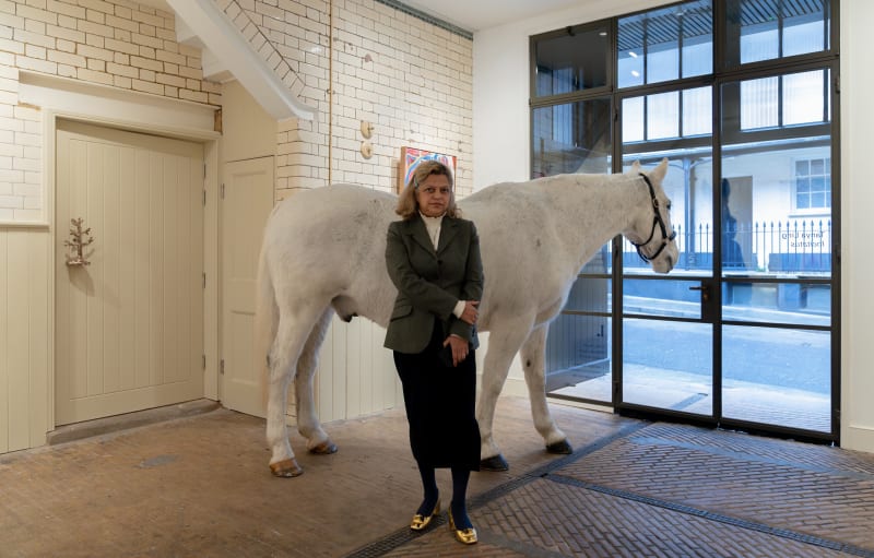 Tanya Ling Turns to the Abstract With Latest Exhibition
