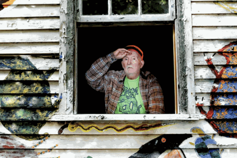 Clyde Jones at home. Photo by Bill Sasser.