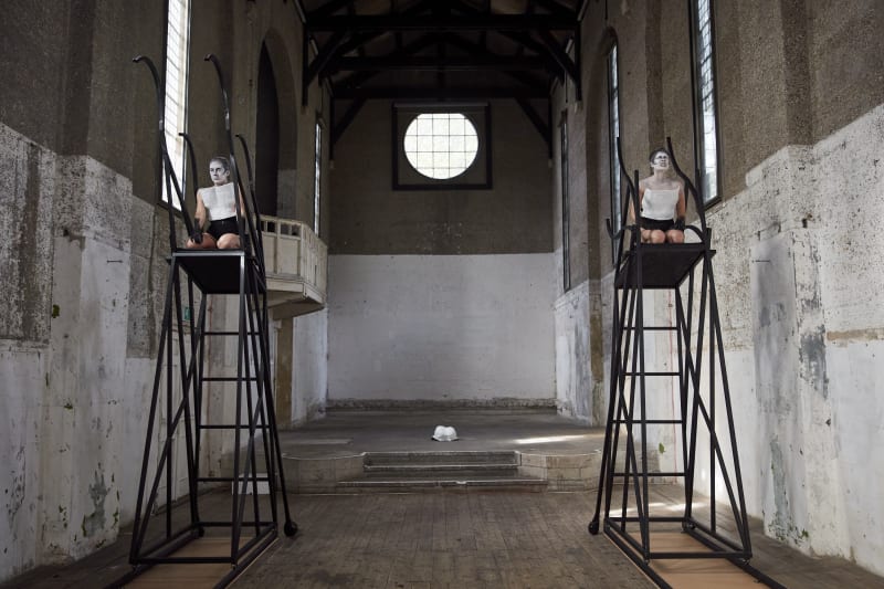 Performance AONYX and DREPAN at Dilston gallery, 2020. Photography by Mischa Haller. Courtesy the artist and Southwark Park Galleries. Performers: Rachel Porter and Sophie Brain