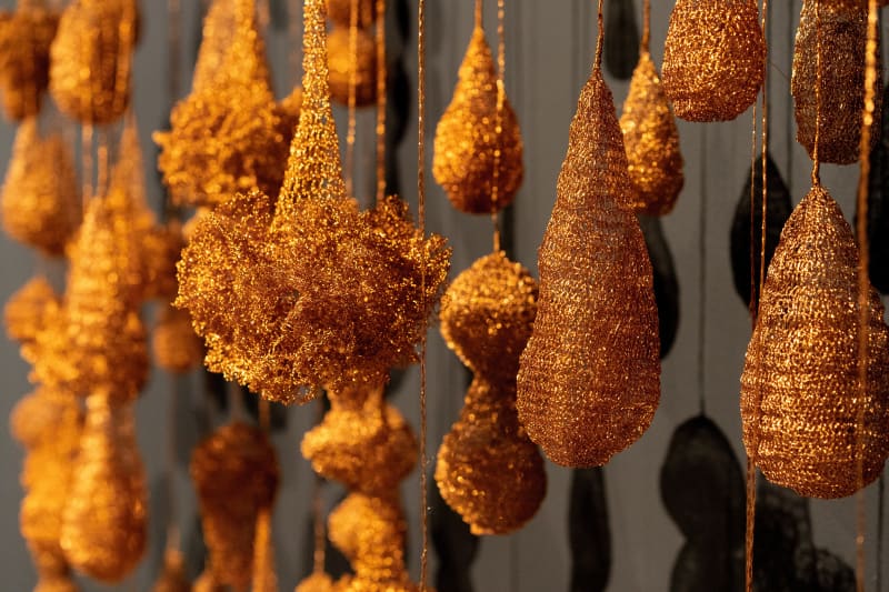 The truth of the matter(s) is, by Weerapong Sansomporn